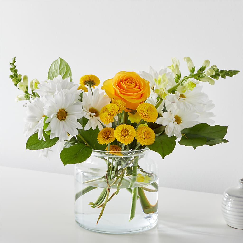 Sun Salutation Bouquet – Affordableflowerdelivery.com, Tontitown AR