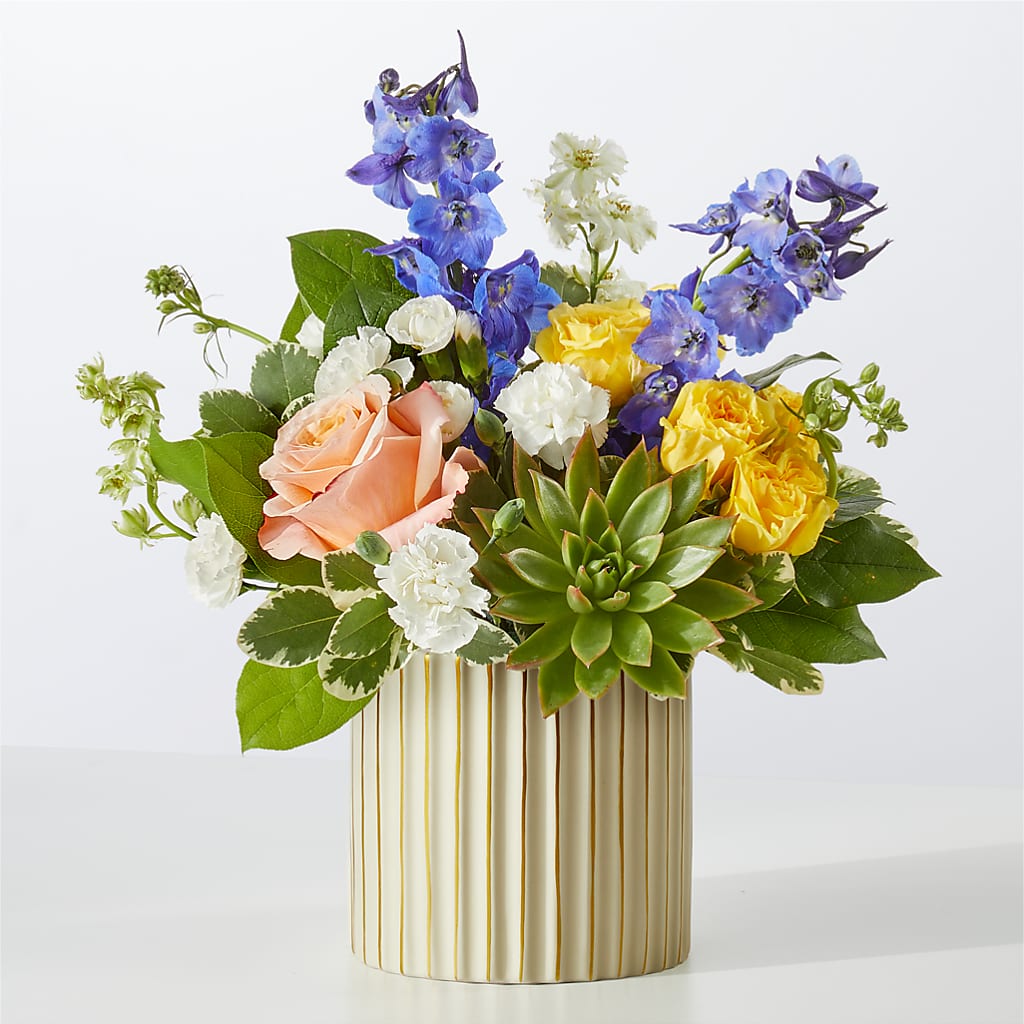 Cobalt Reverie Bouquet – Affordableflowerdelivery.com, Tontitown AR