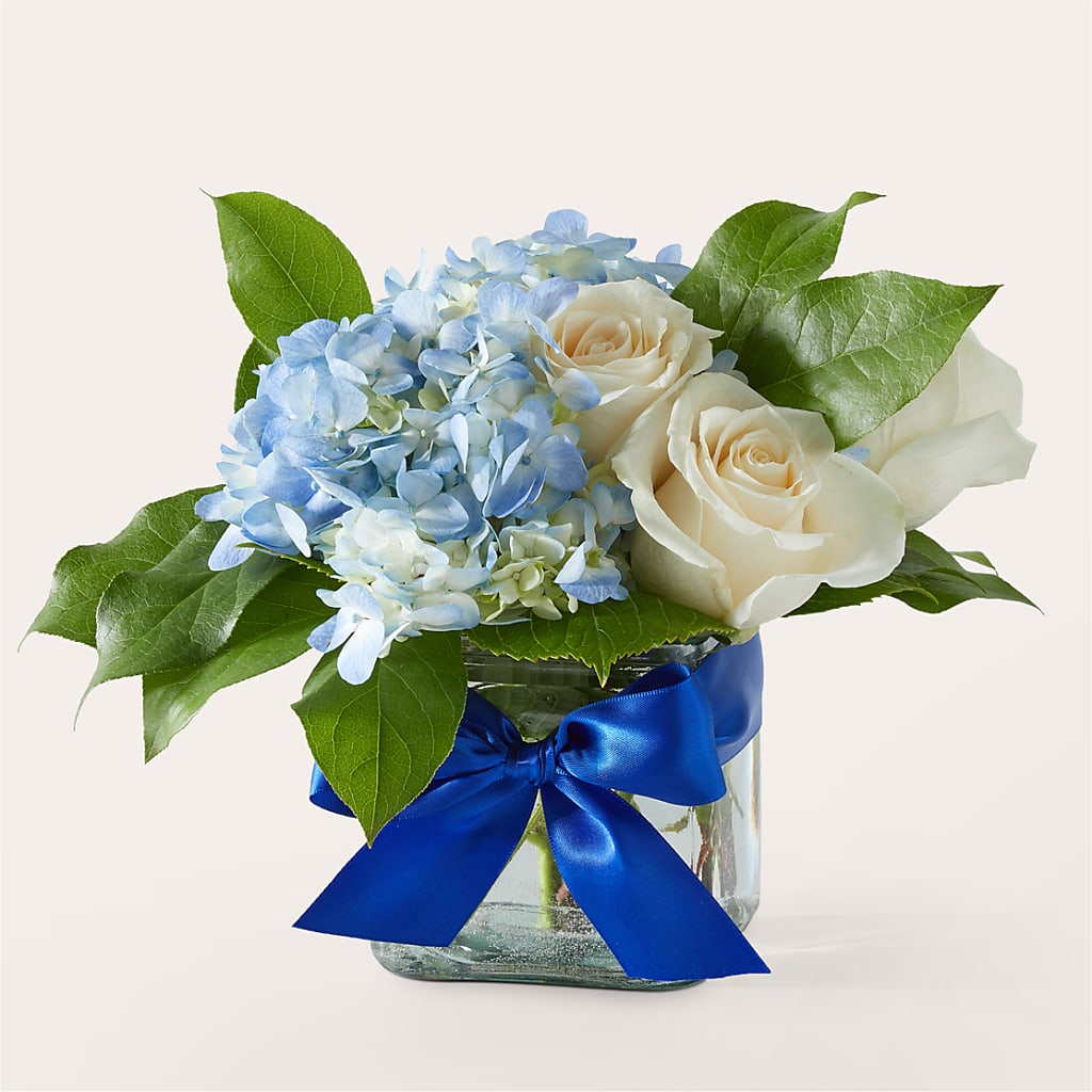 Sky Blue Delight Bouquet – Affordableflowerdelivery.com, Tontitown AR