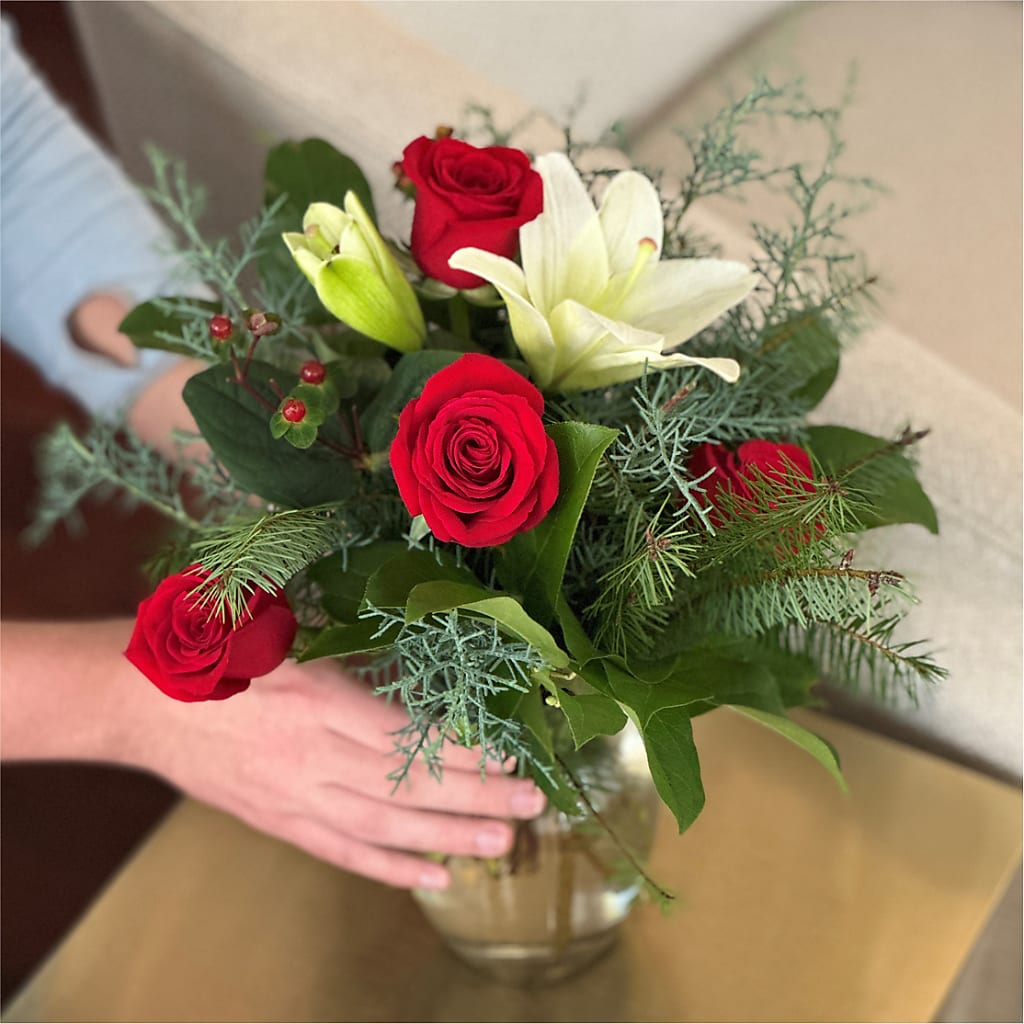Glittering Lights Bouquet – Affordableflowerdelivery.com, Tontitown AR