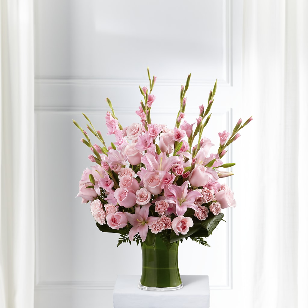 Lovely Tribute Bouquet – Affordableflowerdelivery.com, Tontitown AR