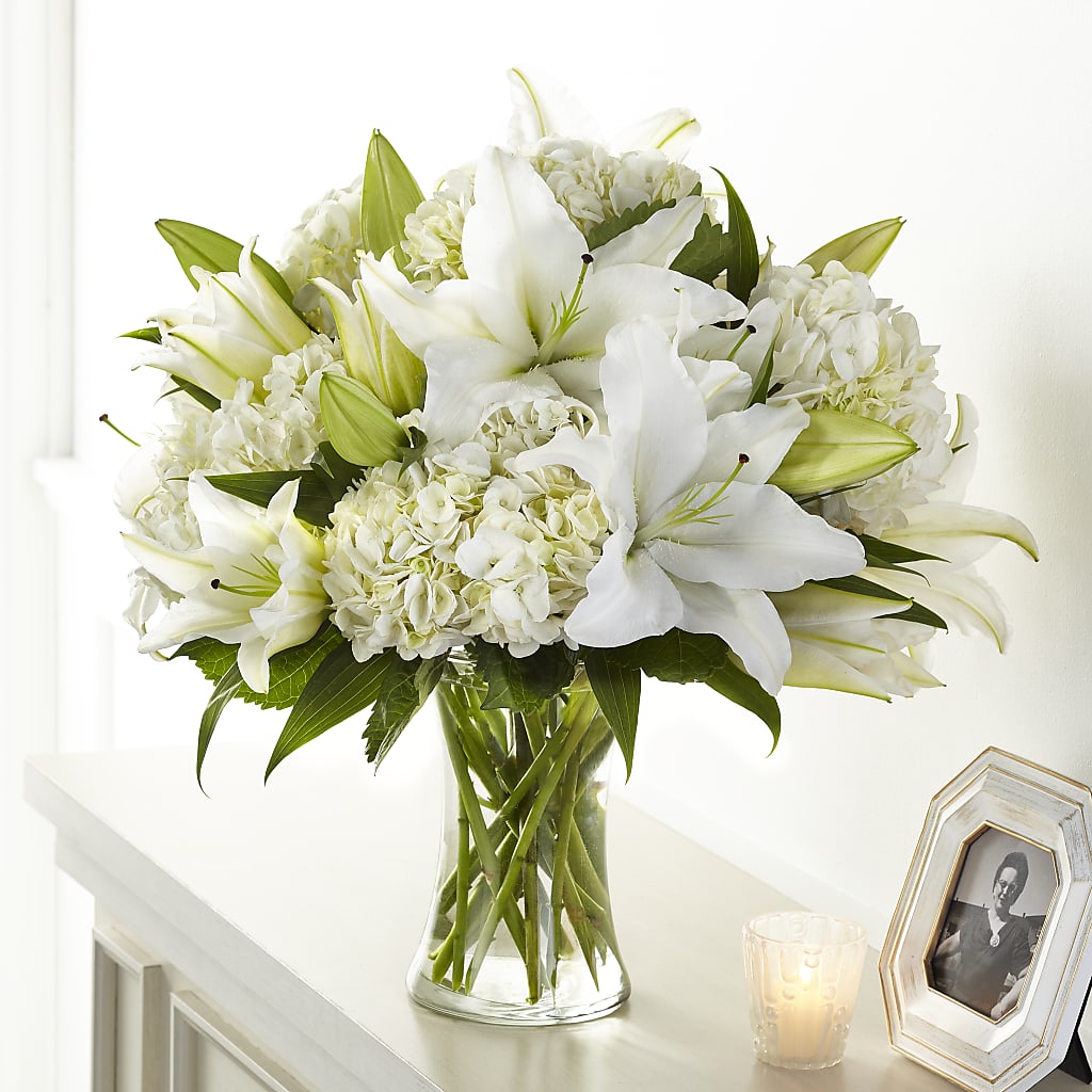 Compassionate Lily Bouquet – Affordableflowerdelivery.com, Tontitown AR