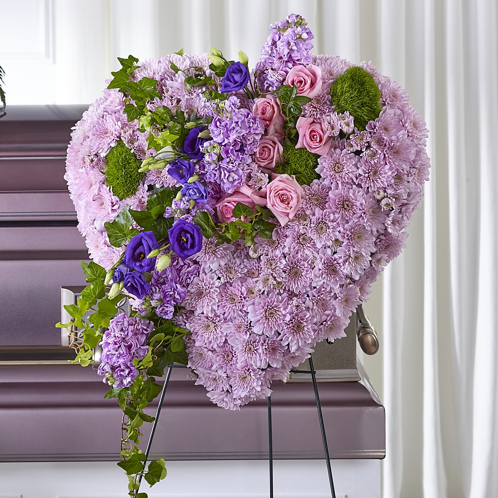 Treasured Love Standing Heart – Affordableflowerdelivery.com, Tontitown AR
