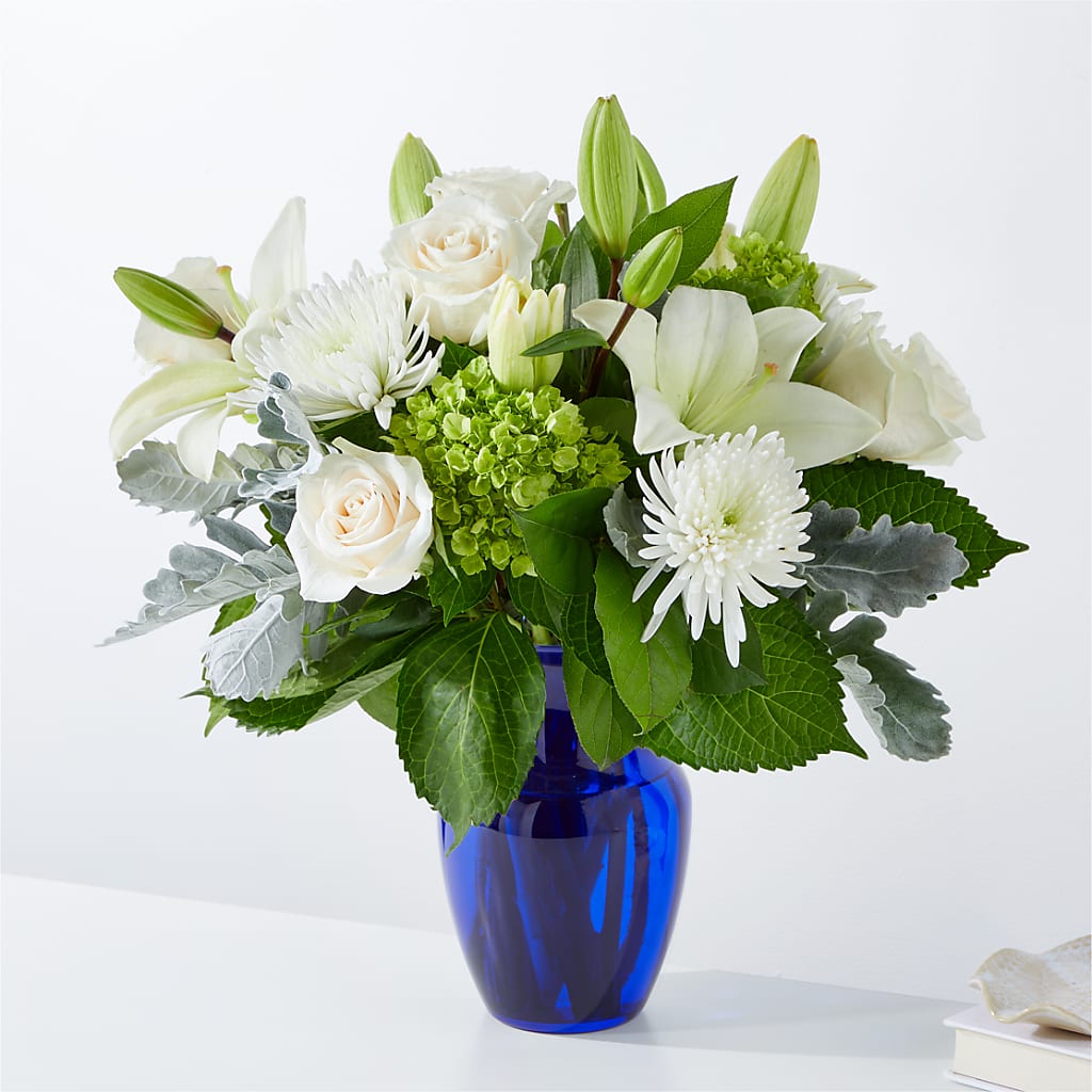 Snowy Dreams Bouquet – Affordableflowerdelivery.com, Tontitown AR