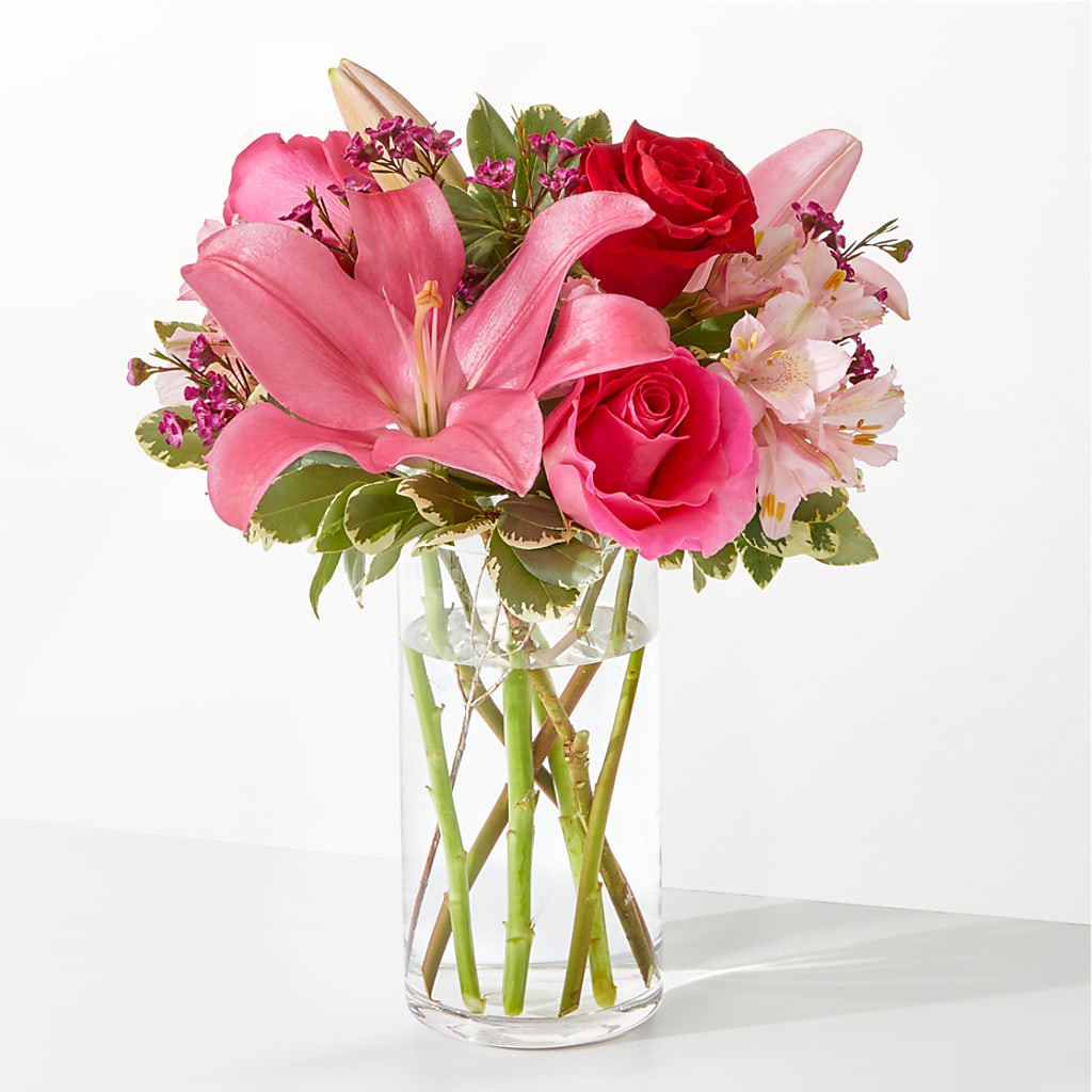 Lucky in Love Bouquet – Affordableflowerdelivery.com, Tontitown AR