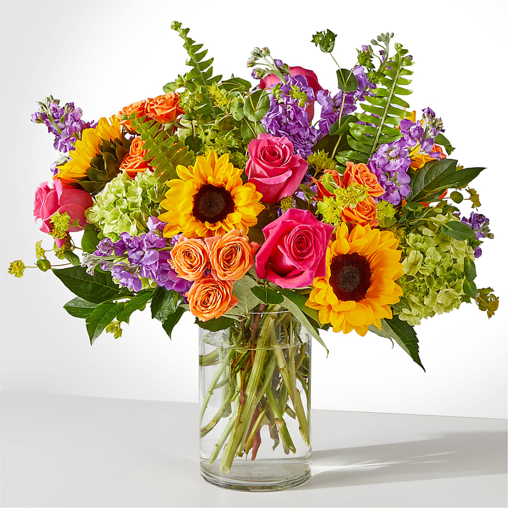 Vibrant Greetings Bouquet – Affordableflowerdelivery.com, Tontitown AR