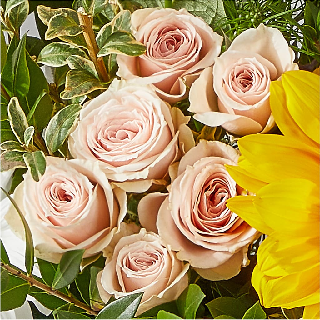 The Good Life Bouquet –  Affordableflowerdelivery.com, Tontitown AR
