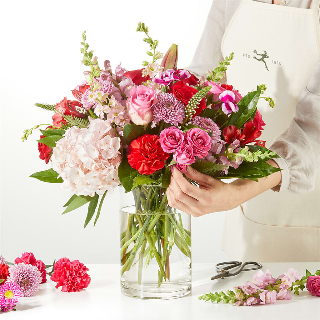 Swooning Over You - A Luxury Florist Original –  Affordableflowerdelivery.com, Tontitown AR