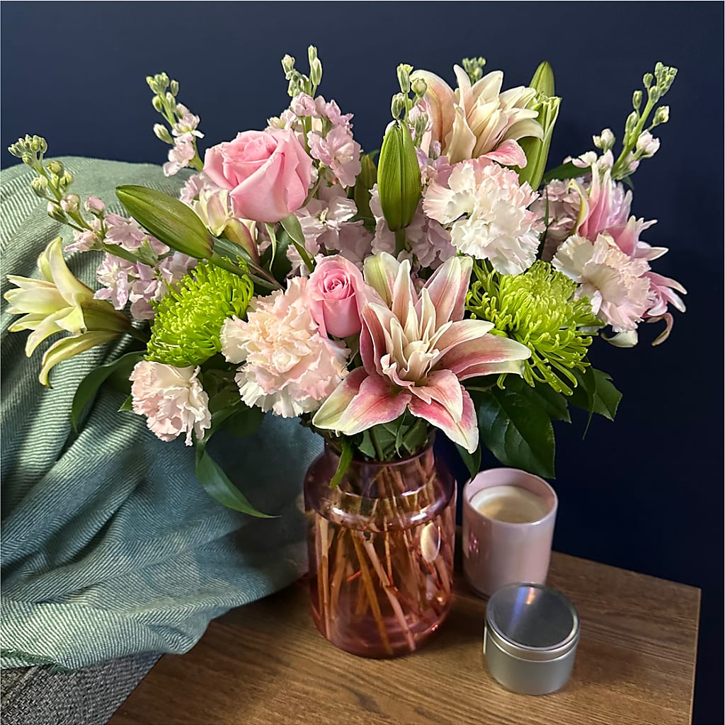 Pretty in Pink Bouquet –  Affordableflowerdelivery.com, Tontitown AR