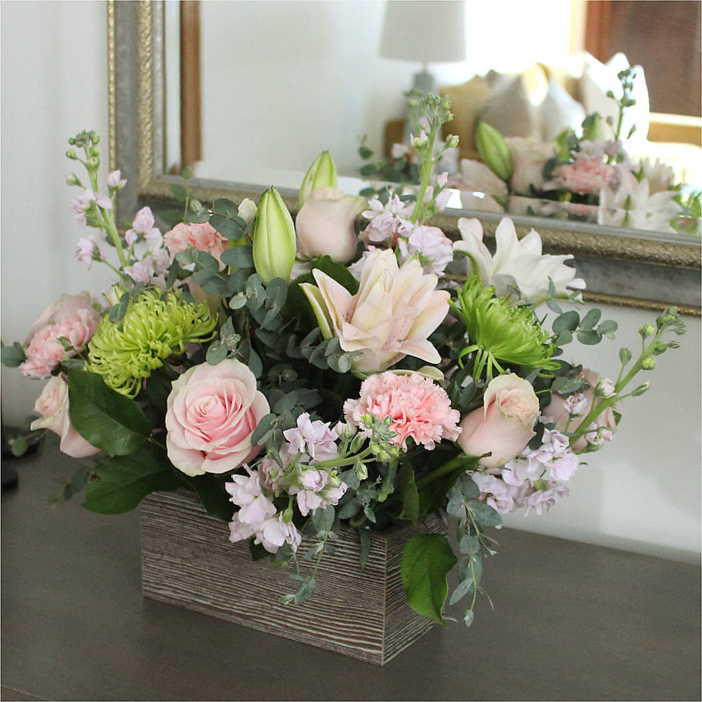 Beautiful Spirit Basket –  Affordableflowerdelivery.com, Tontitown AR