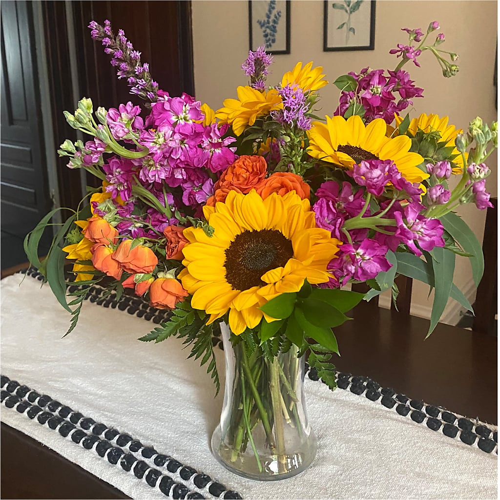 Rays of Life Bouquet –  Affordableflowerdelivery.com, Tontitown AR
