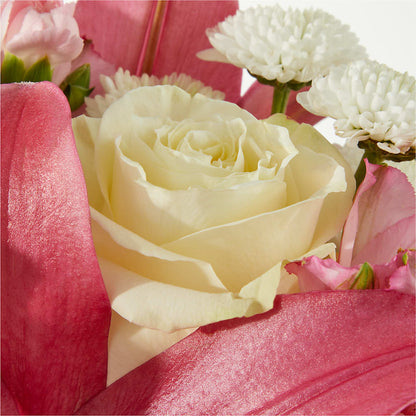 Piece of Cake Bouquet –  Affordableflowerdelivery.com, Tontitown AR